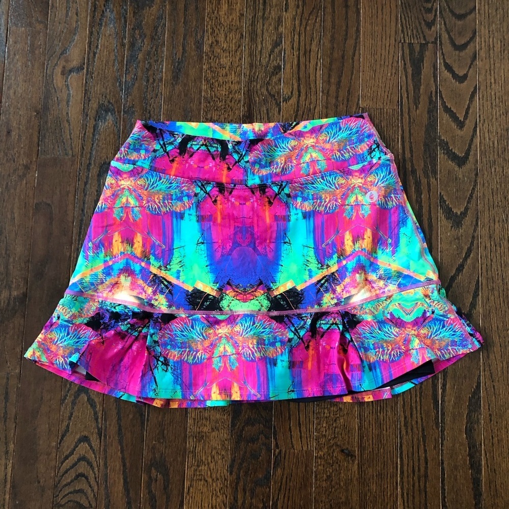 Dona Jo Women’s 2/L Multi-Colored Pickleball/Tennis Ruffled Skort w/Pockets -EUC